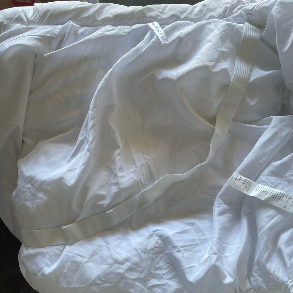 Fabletics White Wander Puffer Jacket - image 13